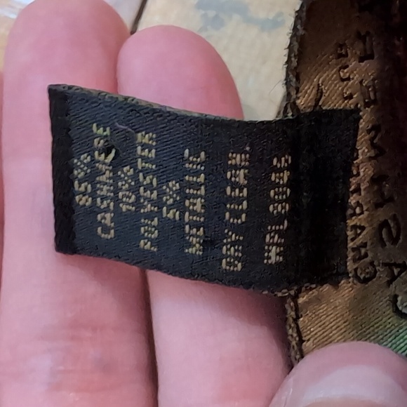 Cashmere blend Charter Club oversized wrap scarf - Picture 4 of 6